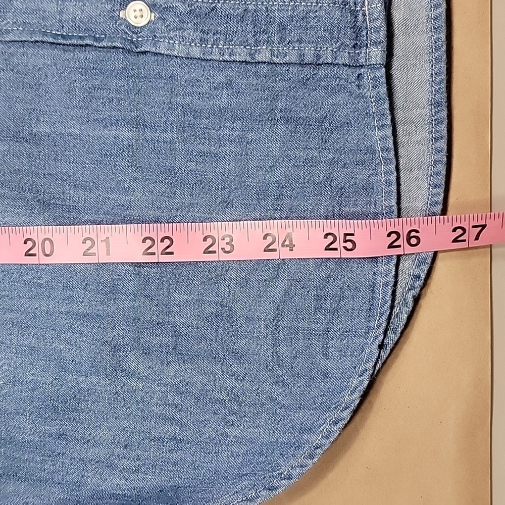 Old Navy Size S The Classic Shirt Button-Down Jean/Chambray Shirt - Picture 9 of 12